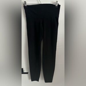 Old Navy: Women’s Active Go-Dry Crops- Size Medium